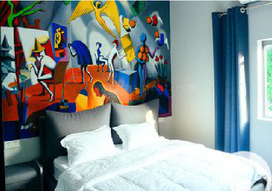 金平对于酒店的墙体彩绘而言更注重哪些方面?