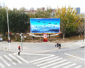 金平户外大屏广告投放要点。